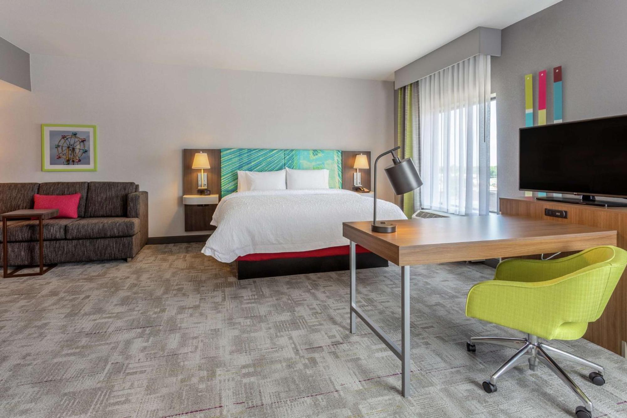 Hampton Inn & Suites Берлингтон Экстерьер фото
