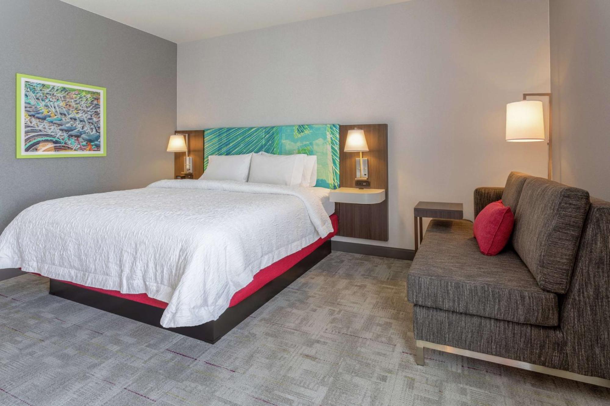 Hampton Inn & Suites Берлингтон Экстерьер фото