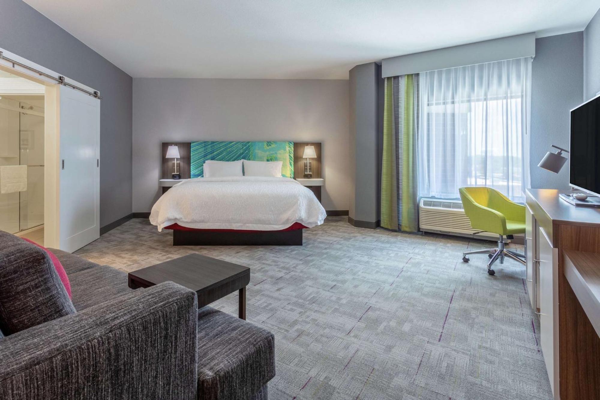 Hampton Inn & Suites Берлингтон Экстерьер фото